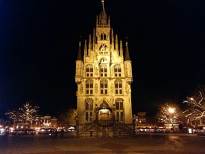 Stadhuis in kerstsfeer